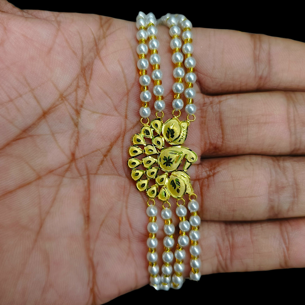 GOLD MANTASHA- (GRD5HY)-(WGT: 0.720 GM APPROX) BIS CERTIFIED HUID HALLMARK 375 9KT GOLD MOTI MANTASHA WITH PEARL CHAIN FOR WOMEN.