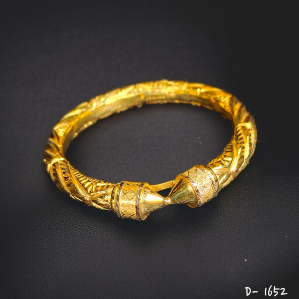 TRJ (SIZE: 22) HALLMARK 22KT GOLD COVERING BALA 1 PIECE APPROX WGT: 2.800 GM WITH XRF BARCODE PURITY CARD FOR WOMEN - (BILL & CARD MANDATORY- FOR EXCHANGE LIFETIME IN STORE ONLY).