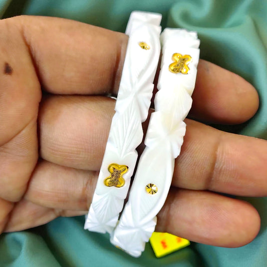 TRJ (SIZE: 27) WGT: 1.590 GM APPROX HUID HALLMARK 22KT GOLD SAKHA BANGLES 1 PAIR DESIGN FOR REGULAR USE.