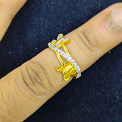TRJ (SIZE: 10) CERTIFIED BIS HUID HALLMARK 750 18KT GOLD LADIES FINGER RING FOR WOMEN 1 PIECE (WGT: 2.040 GRAM APPROX) STUDDED WITH ITALIAN VVS QUALITY CZ STONE.