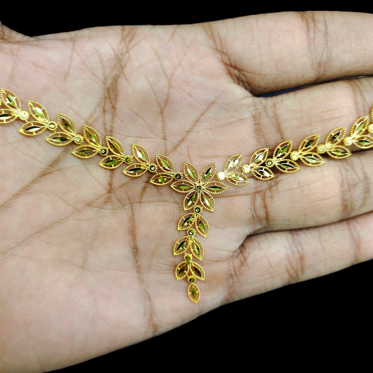GOLD NECKLACE-(WGT: 4.234 GM APPROX) BIS CERTIFIED HUID HALLMARK 375 9KT GOLD NECKLACE 1 PIECE FOR WOMEN WITH FREE ADJUSTABLE TASSEL.(NZWFEQ)
