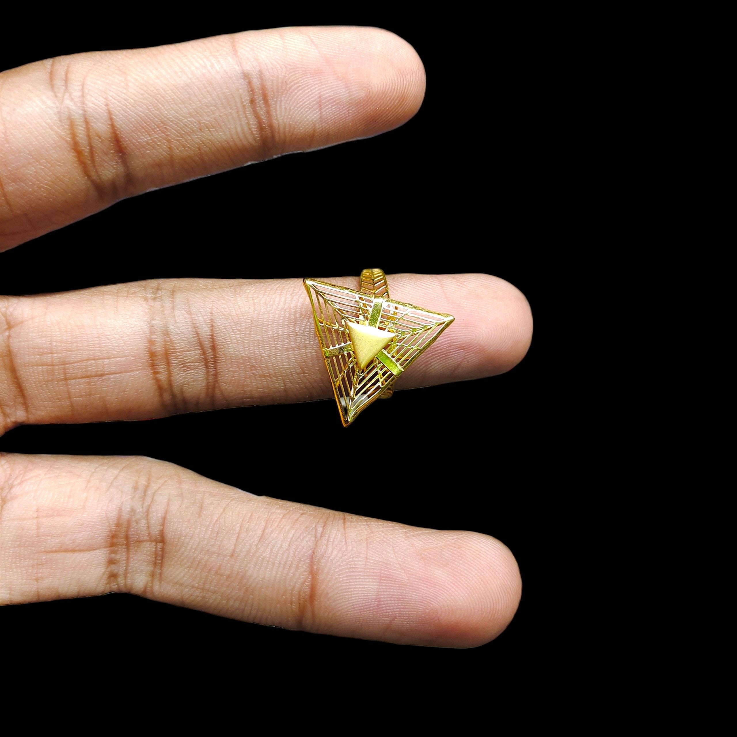 LADIES RING- (SIZE: 16) WGT: 1.340 GM APPROX BIS CERTIFIED HUID HALLMARK 9KT GOLD FINGER RING FOR WOMEN 1 PIECE