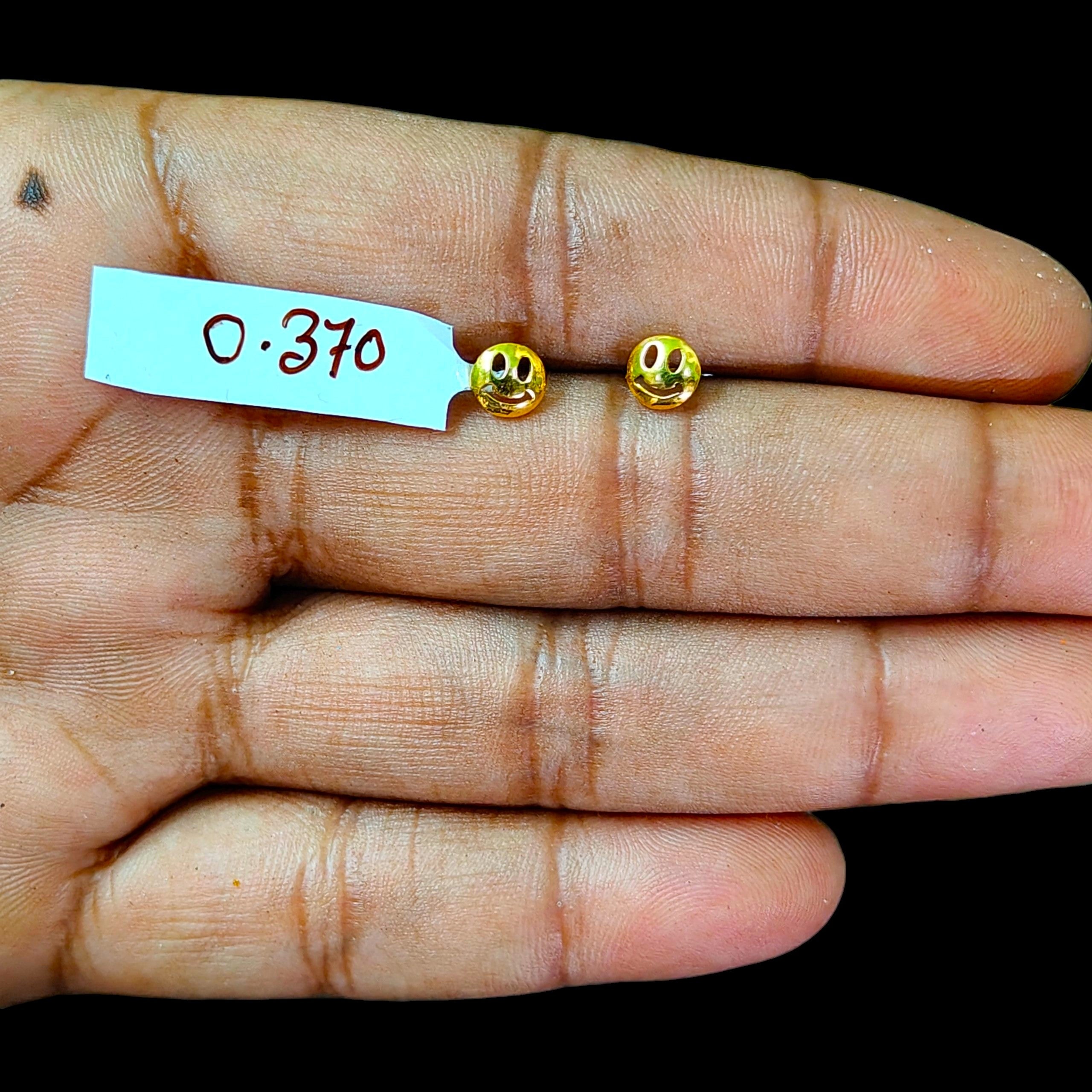 BABY JEWELLERY STUD EARRING- TRJ BABY TOPS WGT: 0.370 GM APPROX BIS CERTIFIED HUID HALLMARK 9KT GOLD STUD EARRINGS FOR WOMEN 1 PAIR FOR REGULAR USE.