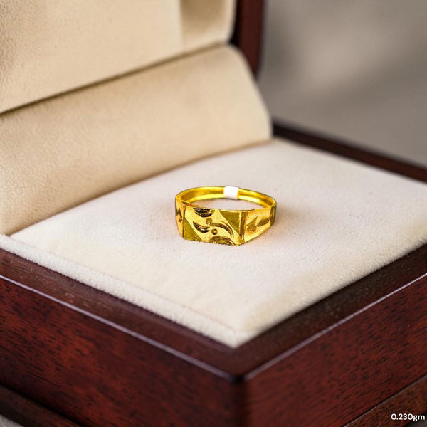 BABY JEWELLERY- TRJ WGT: 0.230 GM APPROX 375 9KT HUID HALLMARK GOLD BABY FINGER RING 1 PIECE FOR RICE CEREMONY & BIRTHDAY.(2GTG3V)