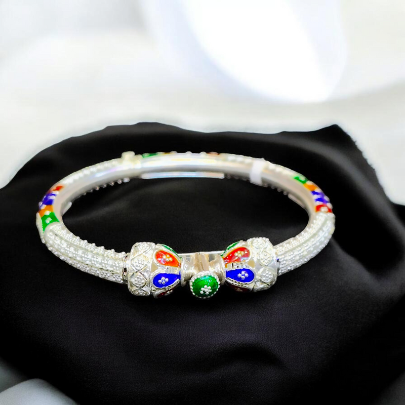 SILVER BANGLES- (SIZE 26 KHILEN) CERTIFIED BIS HALLMARK 925 SILVER BALA (MANIPUR DESIGN) APPROX WGT: 21.720 GM (1 PIECE) FOR REGULAR USE FOR WOMEN.