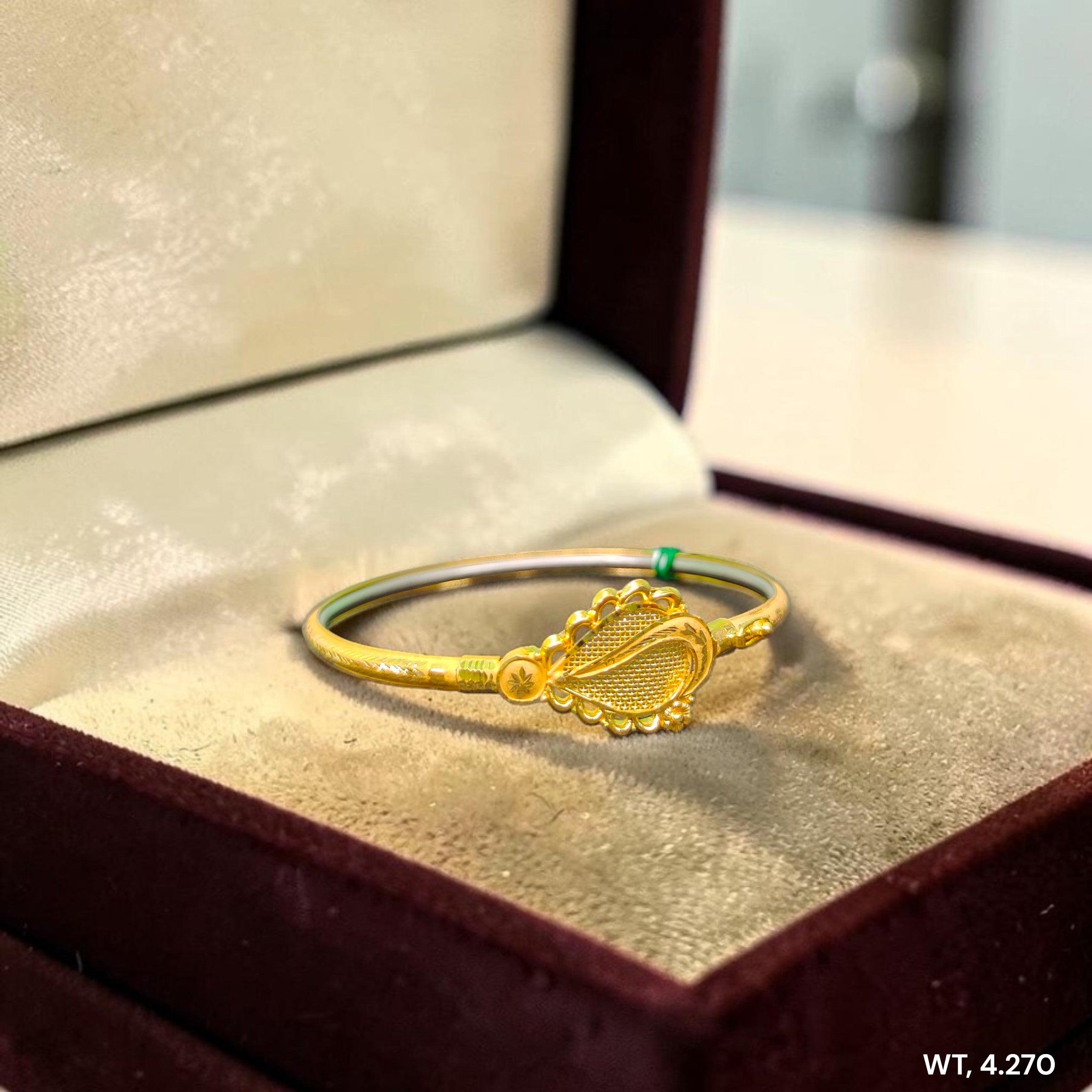 GOLD NOA- (SIZE: 25) WGT: 4.270 GM APPROX BIS CERTIFIED HUID HALLMARK 22KT GOLD NOA BADHANO BANGLES 1 PIECE FOR WOMEN.
