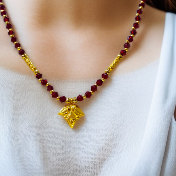 TRIFOLA DESIGN (WGT: 0.200 GM APPROX) KDM GOLD LOCKET 1 PIECE WITH TASSEL (50 TONCH) BEST FOR GIFT IN MARRIAGE.