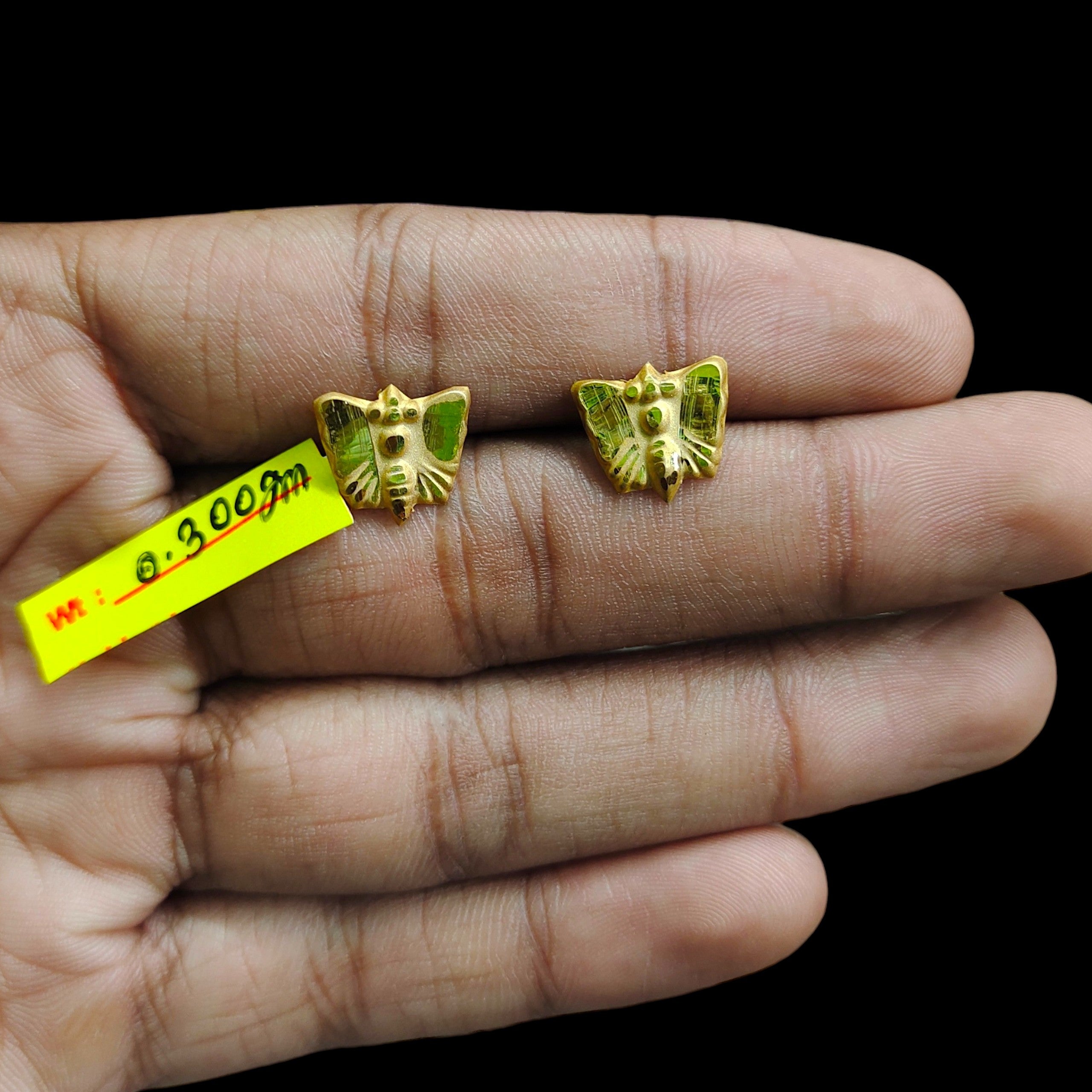 GOLD TOPS- BIS CERTIFIED (WGT: 0.300 GM APPROX) HUID HALLMARK 375 9KT GOLD TOPS 1 PAIR BEST FOR MARRIAGE GIFT.