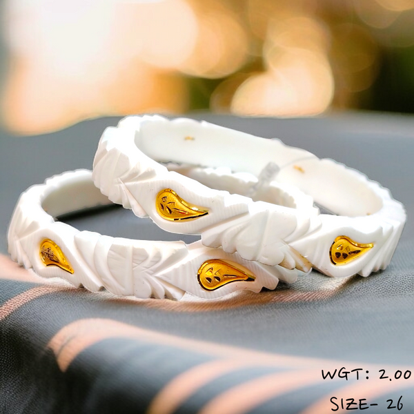 TRJ (SIZE: 26) WGT: 2.00 GM APPROX HUID HALLMARK 22KT GOLD SAKHA BANGLES 1 PAIR DESIGN FOR REGULAR USE.