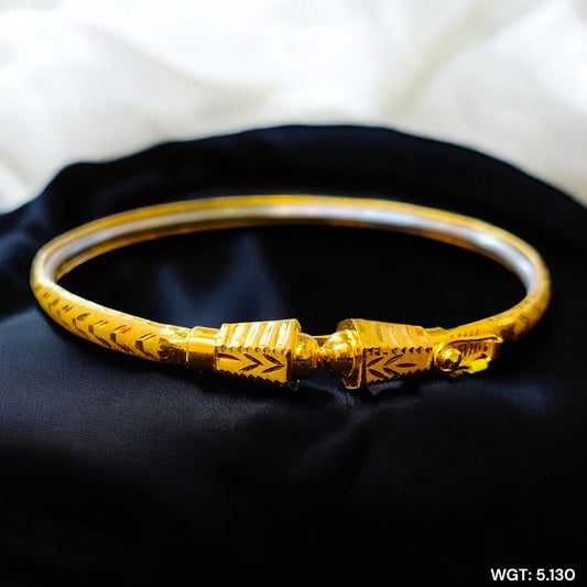 (GSN22) TRJ (SIZE: 25) WGT: 5.130 GM APPROX 22KT HUID HALLMARK GOLD NOA BADHANO BANGLES 1 PIECE.