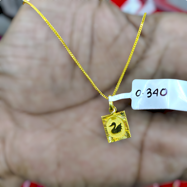 TRJ WGT: 0.340 GM APPROX KDM GOLD LOCKET 1 PIECE (50 TONCH) WITH ADJUSTABLE TASSEL.