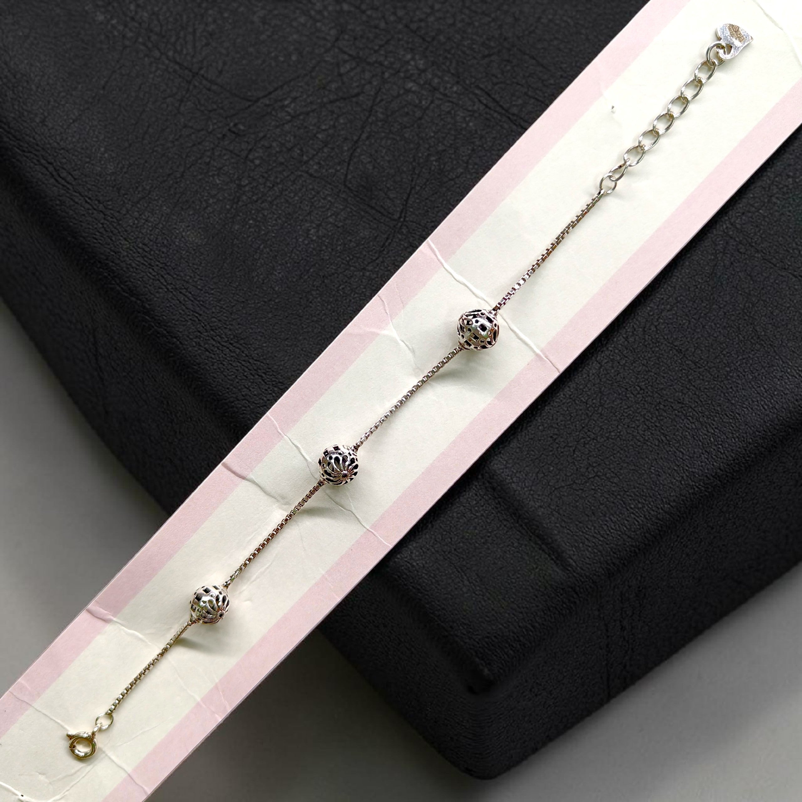 SILVER WRISTLET - BANKOK IMPORTED HALLMARK 925 SILVER WRISTLET FOR WOMEN 1 PIECE- (ADJUSTABLE FREE SIZE) SOLD ON MRP.