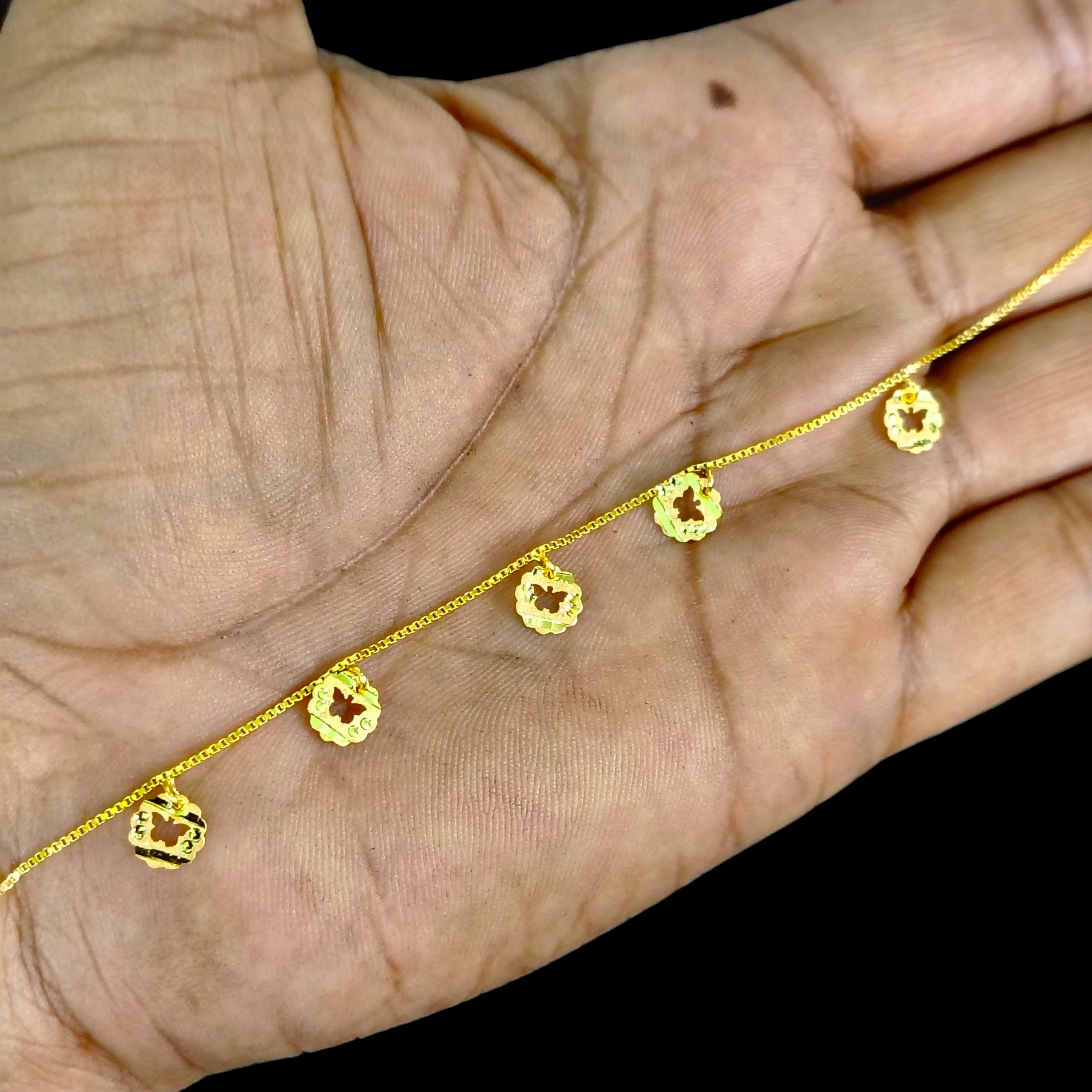 GOLD WRISTLET- BIS CERTIFIED HUID HALLMARK 375 9KT GOLD WRISTLET APPROX WGT: 1.060 FOR WOMEN.