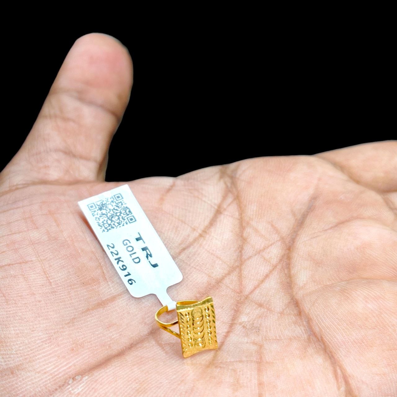 BABY JEWELLERY- TRJ WGT: 0.530 GM APPROX 22KT HUID HALLMARK GOLD BABY FINGER RING 1 PIECE FOR RICE CEREMONY & BIRTHDAY.