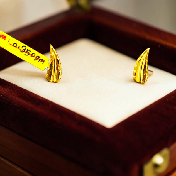 GOLD TOPS- BIS CERTIFIED (WGT: 0.350 GM APPROX) HUID HALLMARK 375 9KT GOLD TOPS 1 PAIR BEST FOR MARRIAGE GIFT.