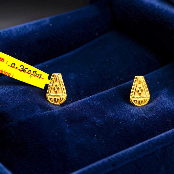 GOLD TOPS- BIS CERTIFIED (WGT: 0.360 GM APPROX) HUID HALLMARK 375 9KT GOLD TOPS 1 PAIR BEST FOR MARRIAGE GIFT.