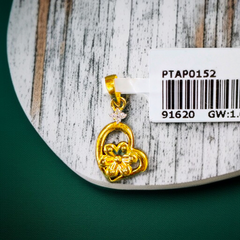 RAJLAXMI DIAMOND JEWELLERY - WGT: 1.010 GM - NATURAL DIAMOND (0.02 CENT) HUID HALLMARK 18KT DIAMOND PENDANT LOCKET FOR WOMEN WITH CERTIFICATE OF AUTHENTICITY BY ZORBA (DESIGN NO: PTAP0152) *CHAIN NOT INCLUDED.