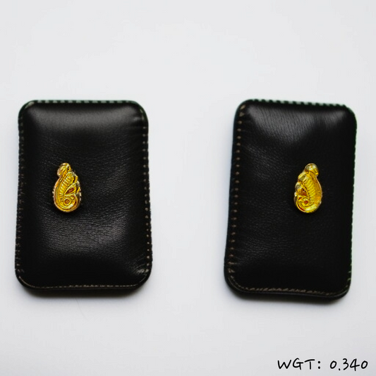 RAJLAXMI WGT: 0.340 GM APPROX HUID HALLMARK 916 22KT GOLD EAR TOPS STUD 1 PAIR FOR REGULAR USE.