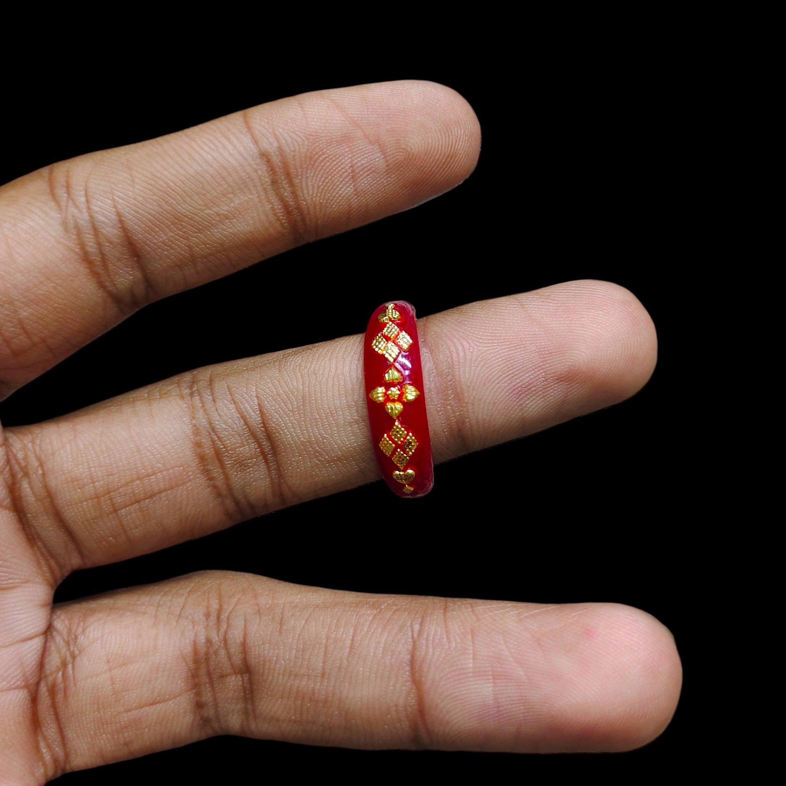 POLA RING-SIZE 19 (WGT: 0.120 GM APPROX) CERTIFIED BIS HALLMARK 916 22KT GOLD POLA RING 1 PIECE (BEST FOR DAILY WEAR OR GIFTING YOUR LOVE ONE).