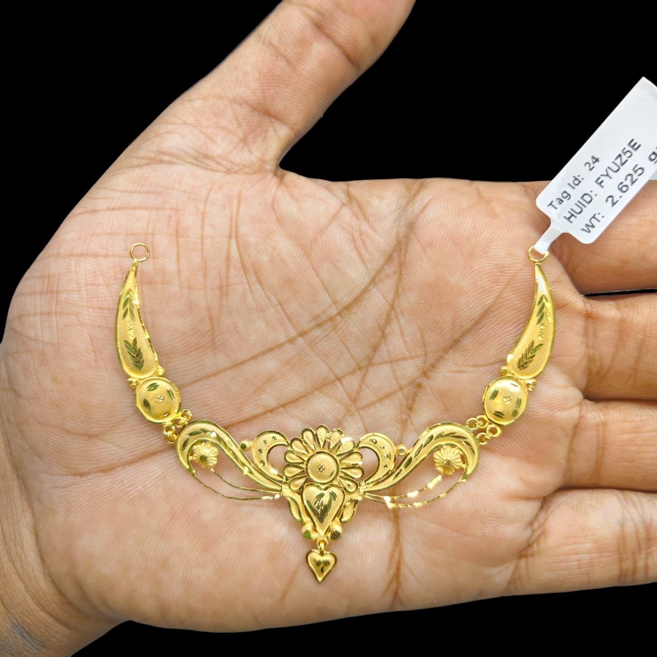 GOLD CHOKER NECKLACE-(WGT: 2.625 GM APPROX) BIS CERTIFIED HUID HALLMARK 9KT GOLD NECKLACE 1 PIECE FOR WOMEN.