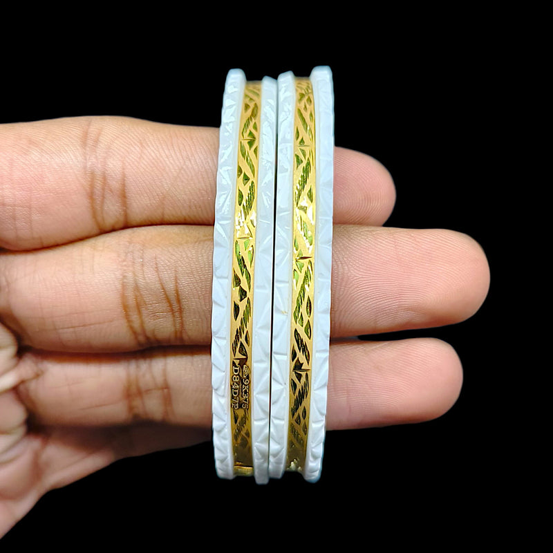 GSB9K- (EHIS9C)-(D84D7P) (SIZE:25) (WGT: 1.140 GM APPROX) BIS CERTIFIED HUID HALLMARK 375 9KT GOLD SAKHA BADHANO 1 PAIR FOR WOMEN (CHILA PATH DESIGN) NOT FOR REGULAR USE.