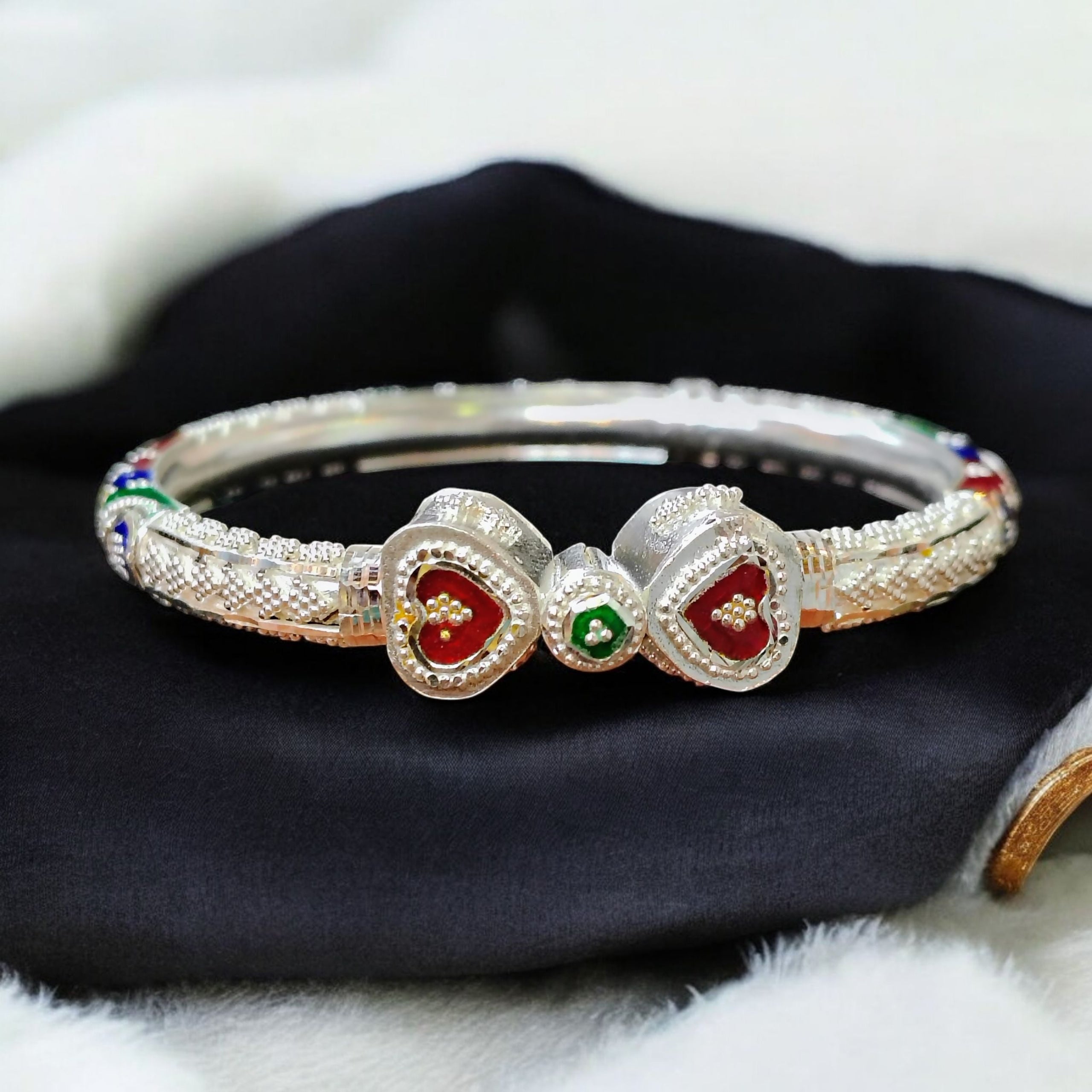 (SBA) RAJLAXMI (SIZE 24 KHILEN) CERTIFIED BIS HALLMARK 925 SILVER BALA (MANIPUR DESIGN) APPROX WGT: 18.760 GM (1 PIECE) FOR REGULAR USE FOR WOMEN.