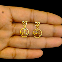 GOLD EARRINGS- WGT: 0.620 GM APPROX BIS CERTIFIED HUID HALLMARK 9KT GOLD EARRINGS 1 PAIR FOR WOMEN.