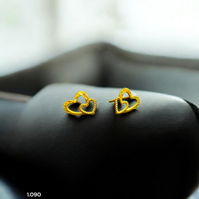 STUD EARRING- BIS CERTIFIED WGT: 1.090 GM APPROX HUID HALLMARK 916 22KT GOLD TOPS 1 PAIR FOR WOMEN.