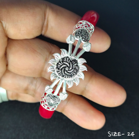 (SSP) (SIZE- 24) 925 ORIGINAL SILVER MUKH POLA BANGLES FOR WOMEN 1 PC - SOLD AS MRP BY RAJLAXMI.