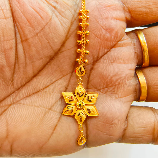 BIS CERTIFIED WGT: 2.470 GM APPROX HUID HALLMARK 916 22KT GOLD TICKLY (MANGTIKA) 1 PIECE FOR MARRIAGE.