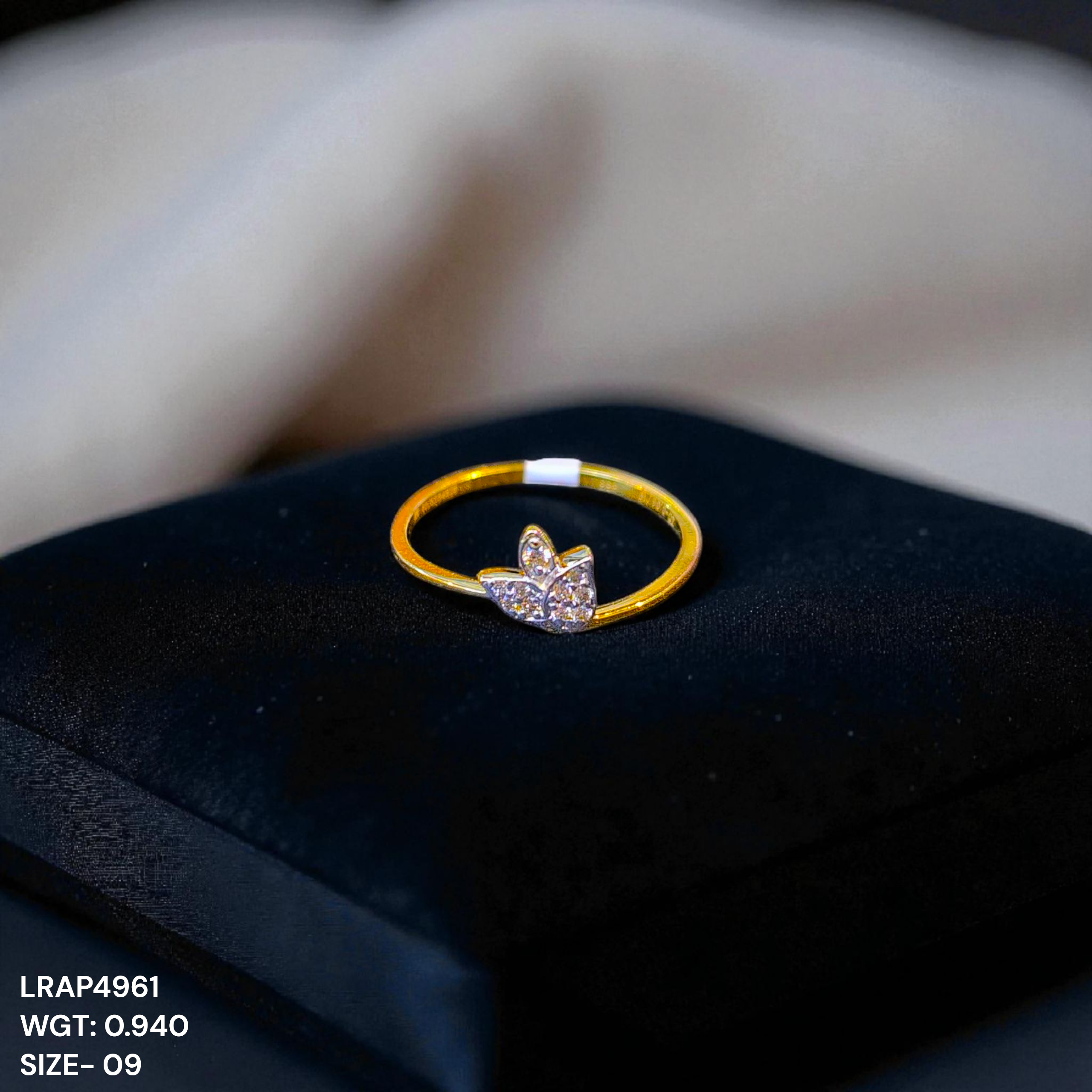 (GLFR18) RAJLAXMI DIAMOND JEWELLERY (SIZE:09) - WGT: 0.940 GM - NATURAL DIAMOND (0.06 CENT) HUID HALLMARK 18KT DIAMOND FINGER RING FOR WOMEN WITH CERTIFICATE OF AUTHENTICITY BY ZORBA (DESIGN NO: LRAP4961).