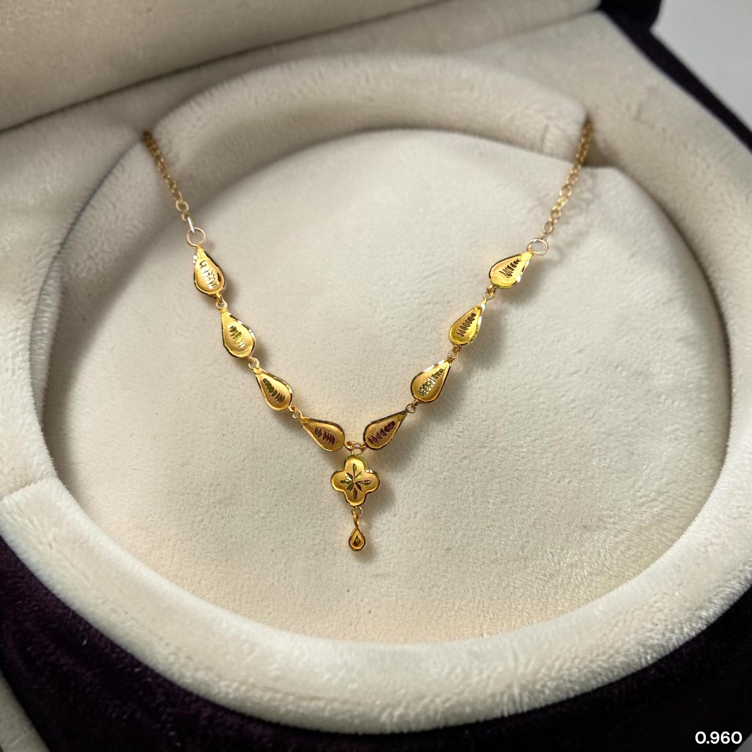 GOLD CHOKER NECKLACE-(WGT: 0.960 GM APPROX) BIS CERTIFIED HUID HALLMARK 9KT GOLD NECKLACE 1 PIECE FOR WOMEN.