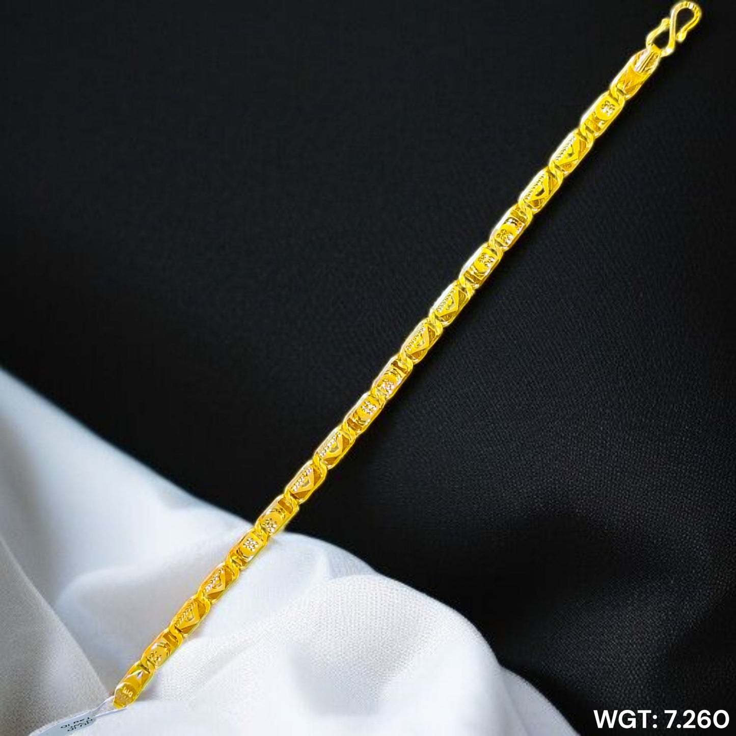 TRJ HYKF49 8" INCH WGT: 7.260 GM APPROX HUID HALLMARK 22KT GOLD WRISTLET 1 PIECE FOR UNISEX STYLE.