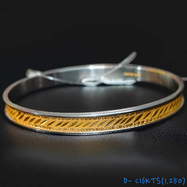 TRJ D- CI6KTS (SIZE: 26) WGT: 1.250 GM APPROX 22KT HUID HALLMARK GOLD NOA BANGLES (LAZER CHILA) 1 PIECE.