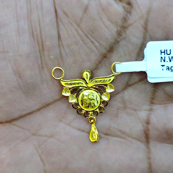 TRJ WGT: 0.800 GM APPROX 22KT HUID HALLMARK GOLD PENDANT MANGALSUTRA 1 PIECE WITH TASSEL.