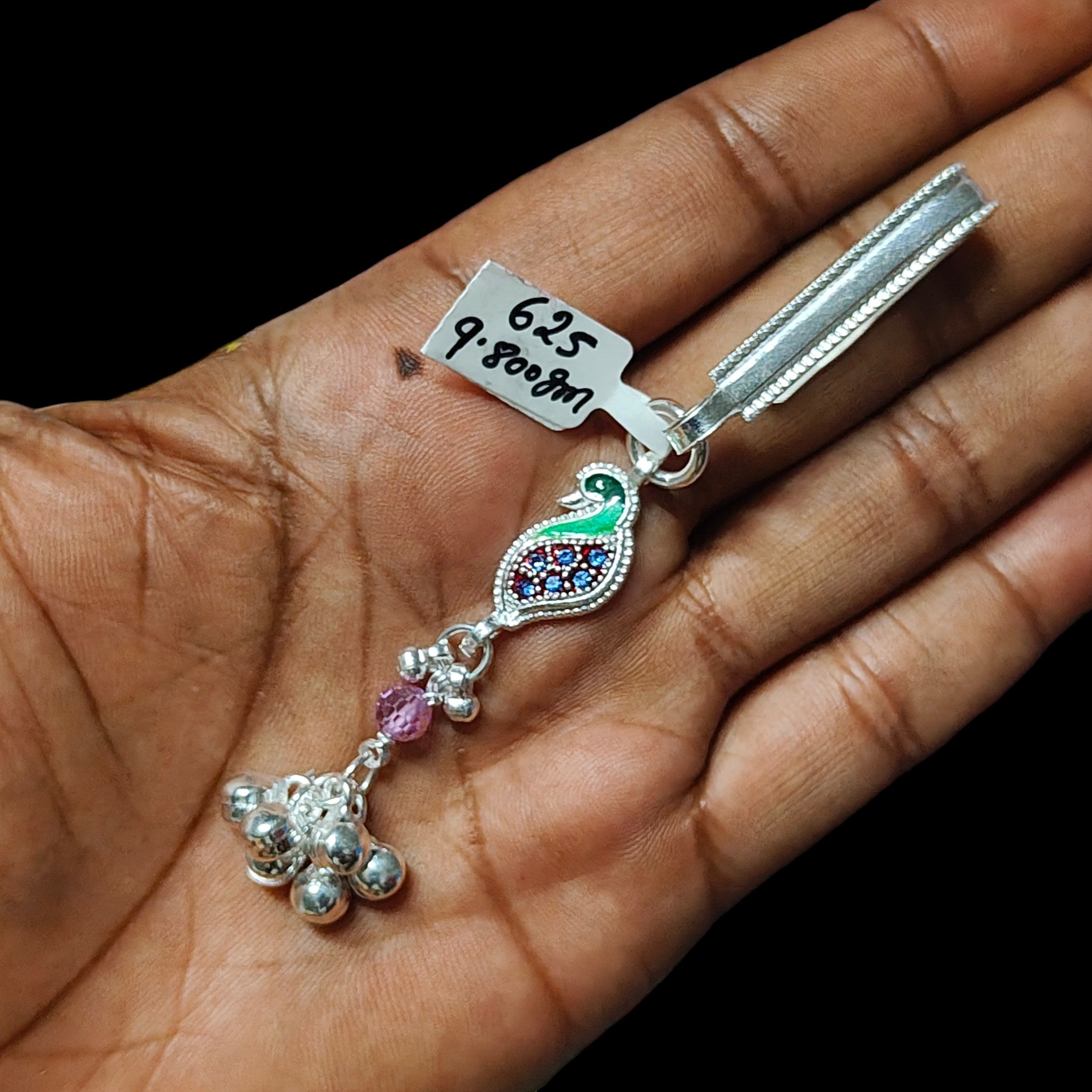 SILVER KAMAR CHABI- (WGT: 9.800 GM APPROX) 625 SILVER KAMAR CHABI 1 PIECE FOR MARRIAGE GIFT PURPOSE.