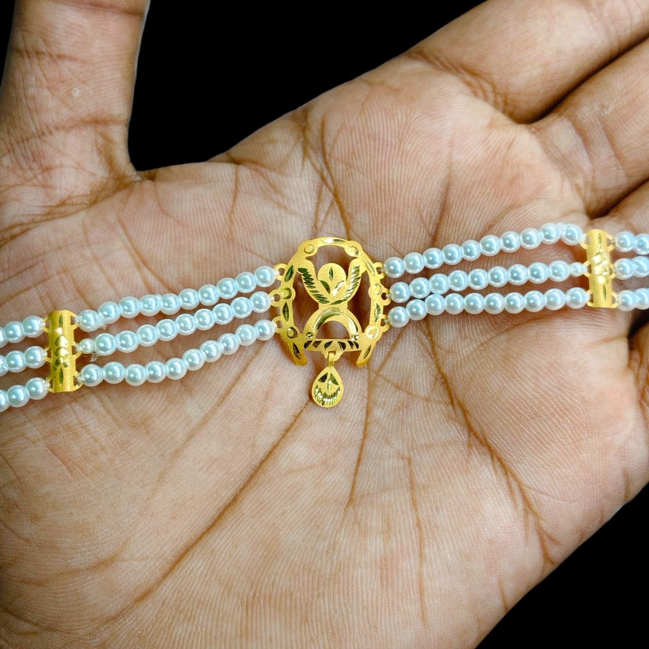 GMC22K- CERTIFIED BIS HUID HALLMARK 916 22KT GOLD MOTI CHOKER 1 PIECE (WGT: 0.670 GM) WITH ADJUSTABLE TASSEL FOR GIFT IN MARRIAGE.