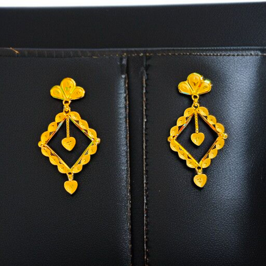 (GER22) BIS CERTIFIED WGT: 1.960 GM APPROX HUID HALLMARK 916 22KT GOLD EARRINGS KANBALA 1 PAIR FOR WOMEN.