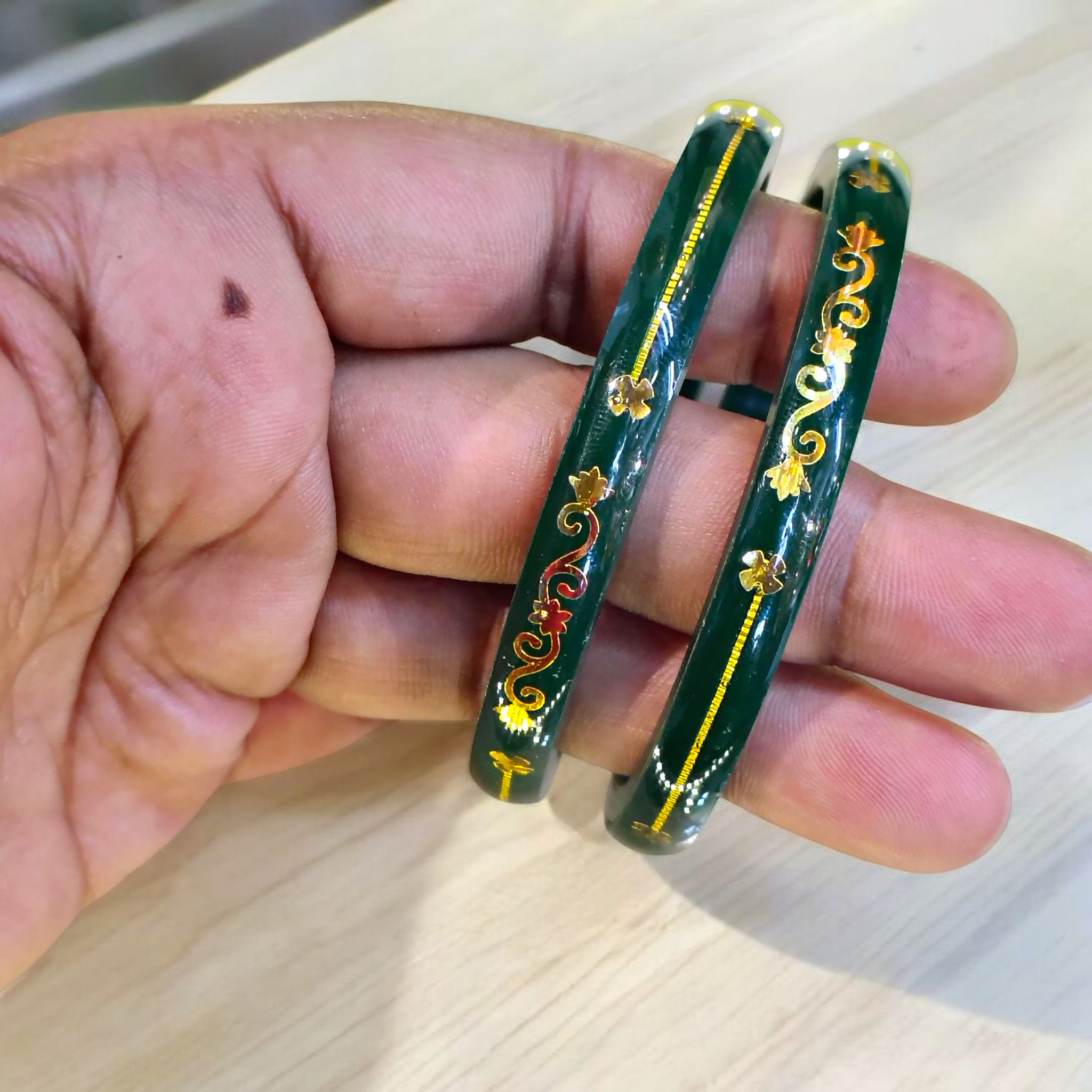 COURAGE GREEN (FACEBOOK VIRAL POLA) GOLDEN DETAILING LAMINATION POLA PATTERN DESIGN 1 PAIR FOR WOMEN - NON EXCHANGEABLE ITEM (GET ANY DESIGN AS PER AVAILABILITY)