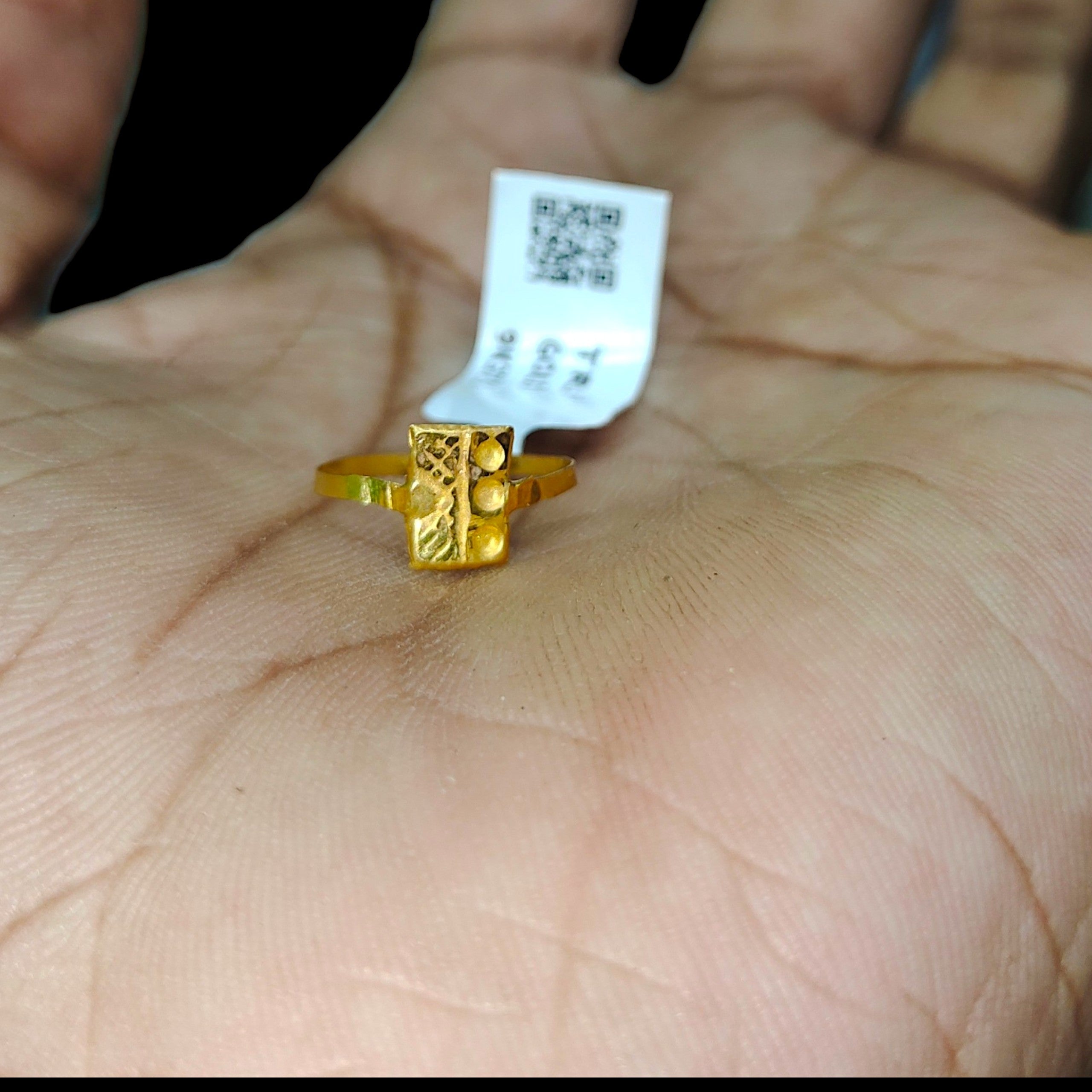 BABY JEWELLERY- TRJ WGT: 0.120 GM APPROX 375 9KT HUID HALLMARK GOLD BABY FINGER RING 1 PIECE FOR RICE CEREMONY & BIRTHDAY.