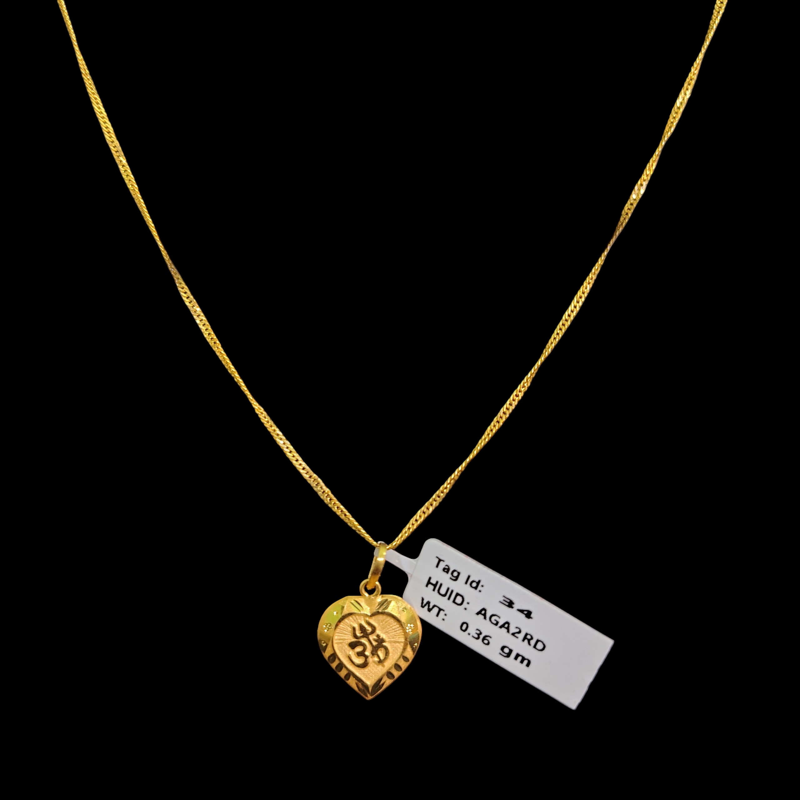 GOLD LOCKET BOYS- WGT: 0.360 GM APPROX BIS CERTIFIED HUID HALLMARK 9KT GOLD LOCKET FOR MEN 1 PIECE. (CHAIN NOT INCLUDED).