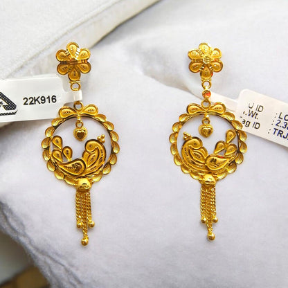 BIS CERTIFIED WGT: 4.770 GM APPROX HUID HALLMARK 916 22KT GOLD EARRINGS 1 PAIR FOR WOMEN.