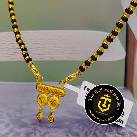 TRJ 18KT HUID HALLMARK GOLD SOUTH INDIAN STYLE PENDANT MANGALSUTRA 1 PIECE WITH TASSEL.
