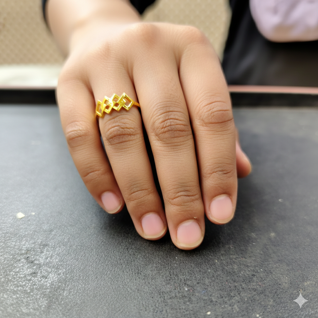 LADIES RING- TRJ (SIZE:15) WGT: 1.190 GM APPROX BIS CERTIFIED HUID HALLMARK 9KT GOLD FINGER RING FOR WOMEN 1 PIECE.