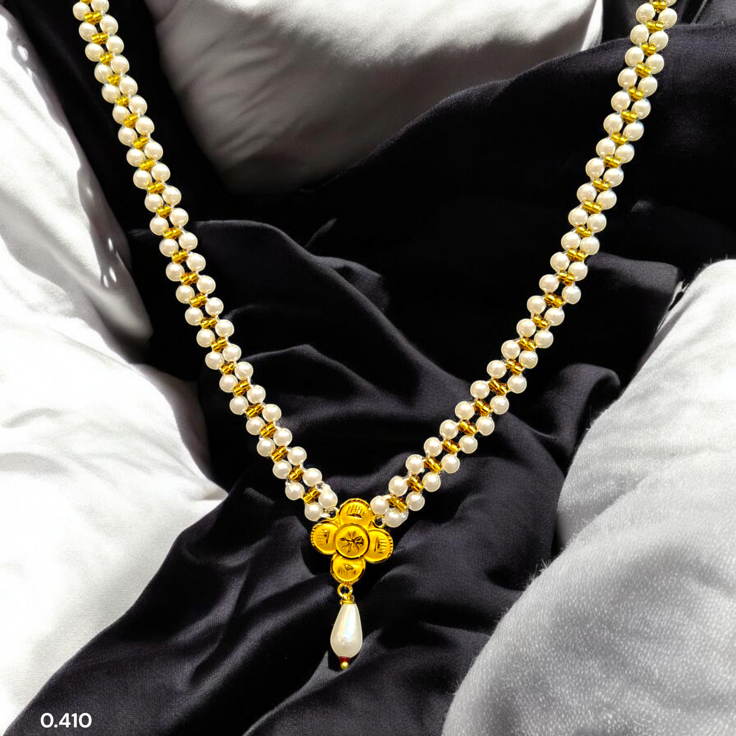 GOLD PENDANT- (GMP22) WGT: 0.410 GM APPROX CERTIFIED BIS HUID HALLMARK 916 22KT GOLD MOTI PENDANT 1 PIECE FOR WOMEN.