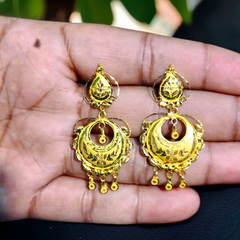 (GER22) BIS CERTIFIED WGT: 3.280 GM APPROX HUID HALLMARK 916 22KT GOLD EARRINGS KANBALA 1 PAIR FOR WOMEN.