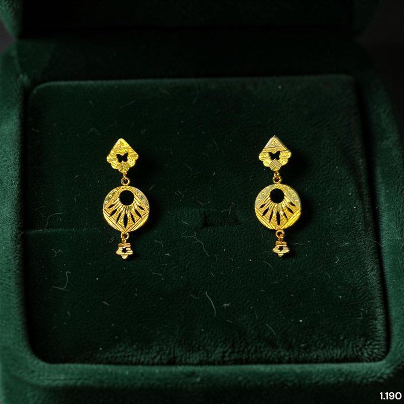 GOLD TOPS- (15NGS3)-(259QYZ) (WGT: 1.190 GM APPROX) BIS CERTIFIED HUID HALLMARK 375 9KT GOLD TOPS 1 PAIR BEST FOR MARRIAGE GIFT.