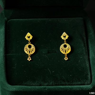 GOLD TOPS- (15NGS3)-(259QYZ) (WGT: 1.190 GM APPROX) BIS CERTIFIED HUID HALLMARK 375 9KT GOLD TOPS 1 PAIR BEST FOR MARRIAGE GIFT.