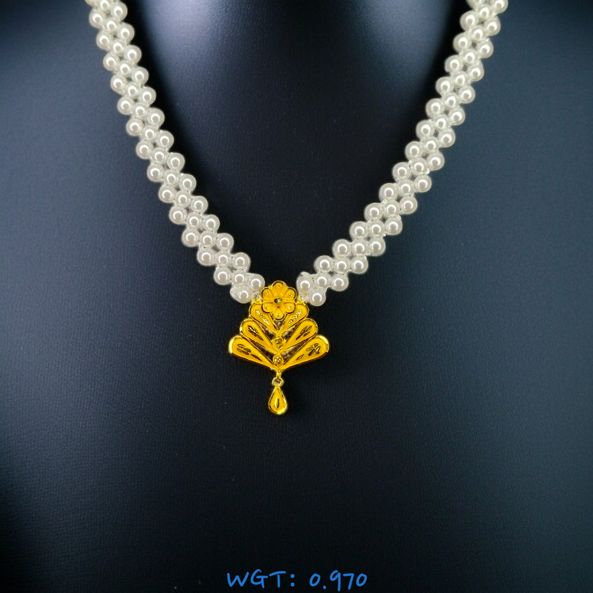 (GPM) TRJ WGT: 0.970 GM APPROX HUID HALLMARK 22KT GOLD MOTI PENDANT 1 PIECE.