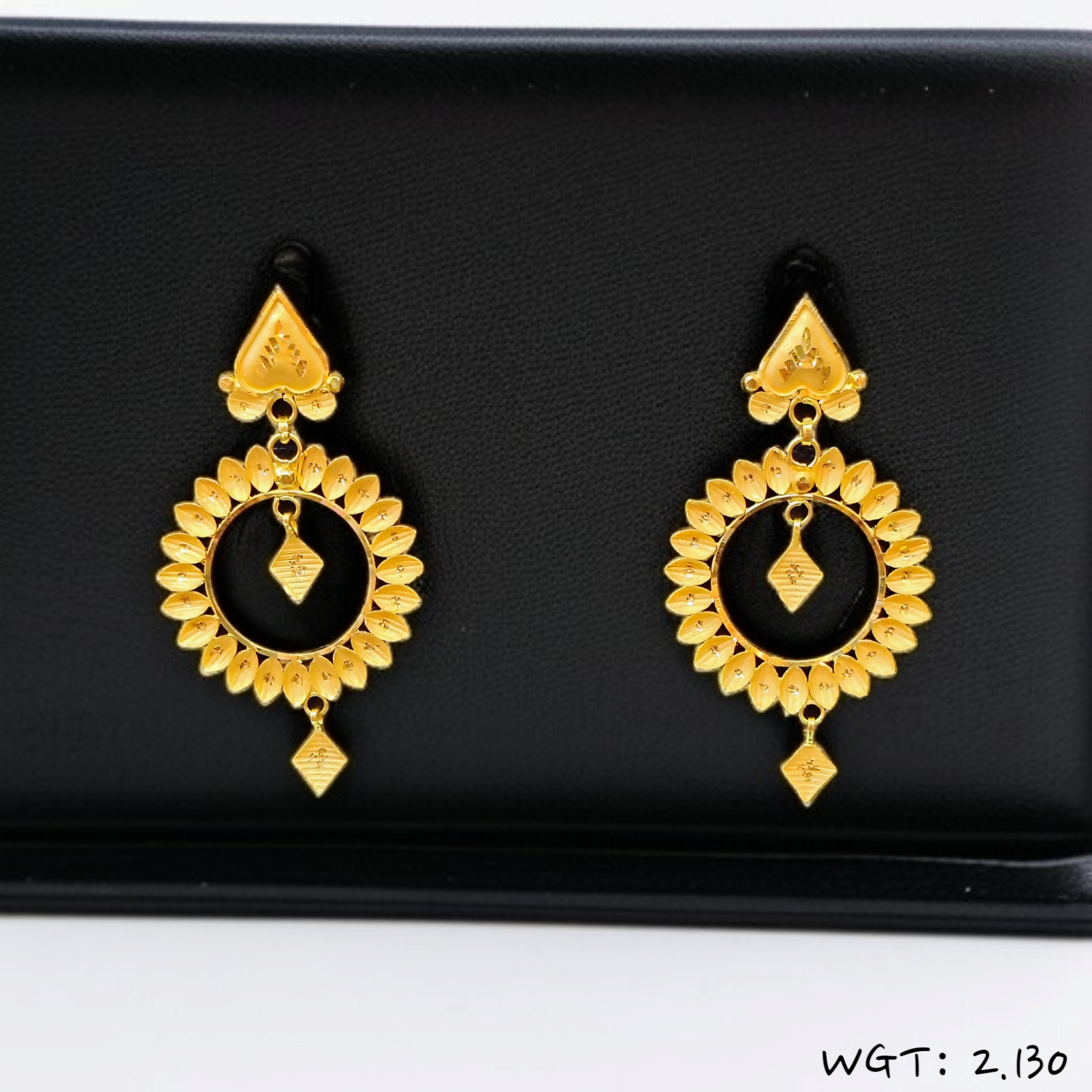 GER22 (RASOGOLLA DUL) TRJ WGT: 2.130 GM APPROX HUID HALLMARK 22KT GOLD EARRINGS KANBALA 1 PAIR FOR WOMEN.